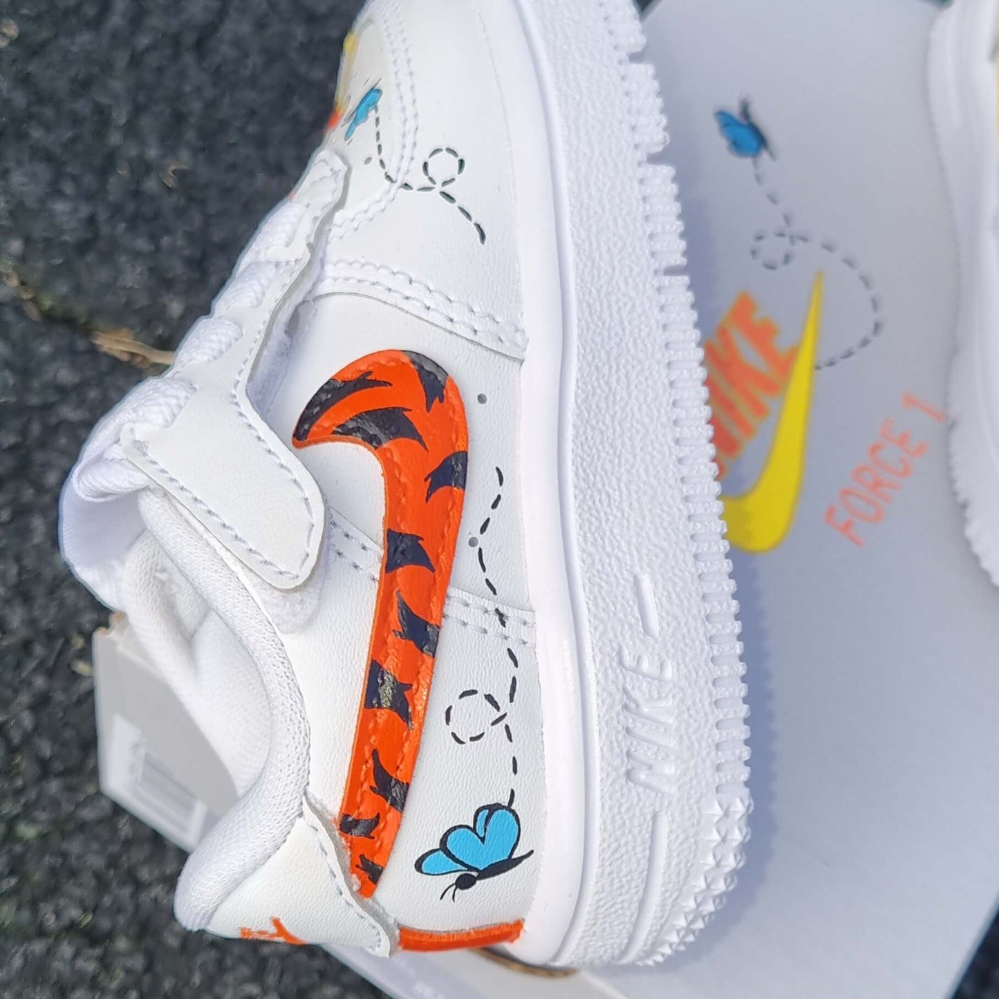 Winnie & Whiskers - Nike Air Force 1