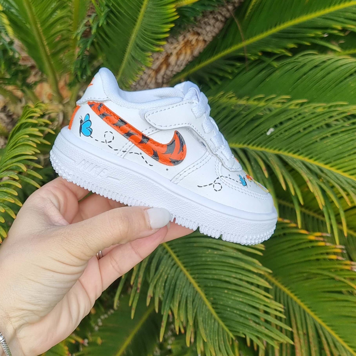 Winnie & Whiskers - Nike Air Force 1