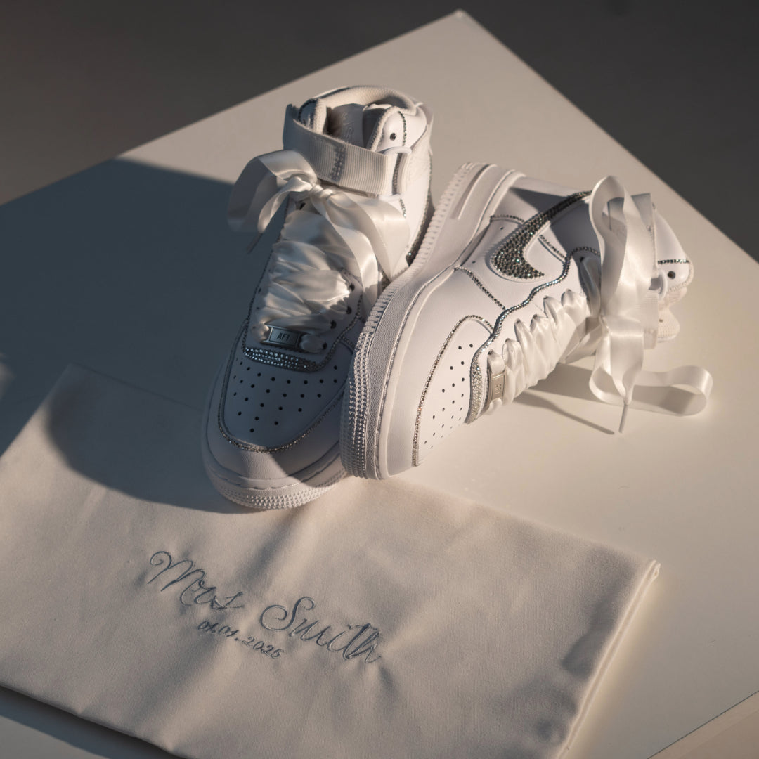 Nike Air Force 1 Mid Crystal Love