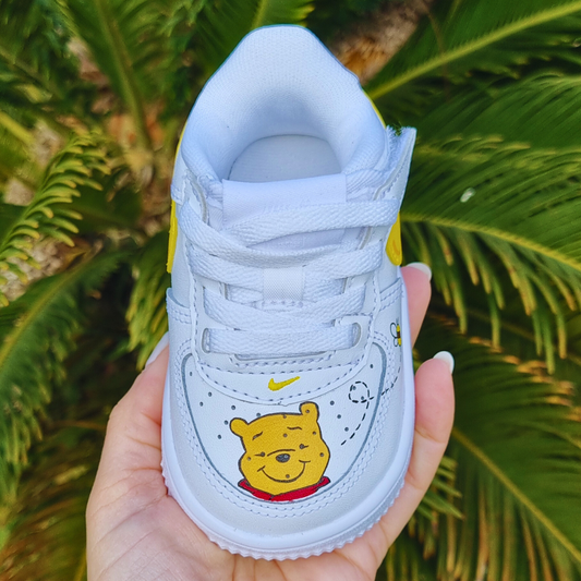 Winnie & Whiskers Nike Air Force 1